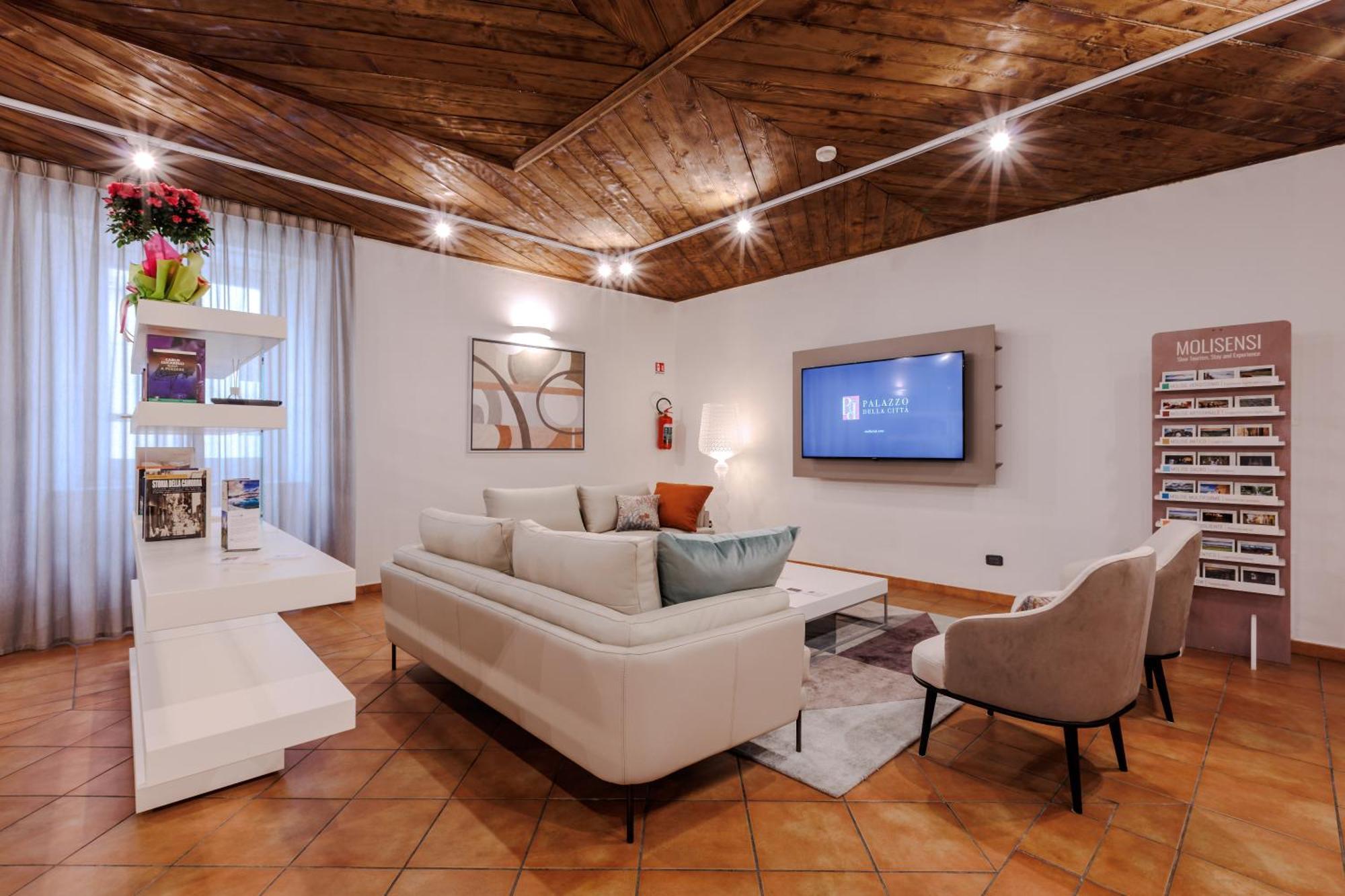 Palazzo Della Citta Hotel Agnone Luaran gambar