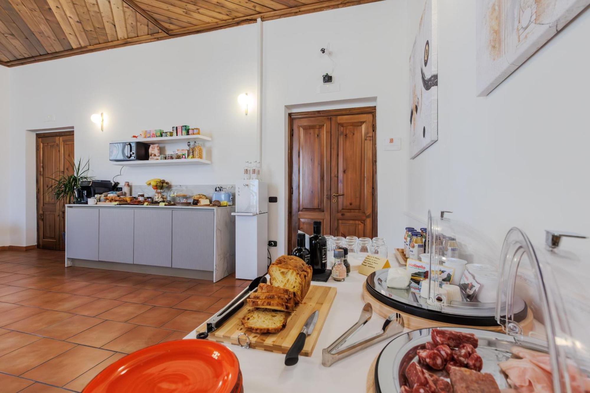 Palazzo Della Citta Hotel Agnone Luaran gambar